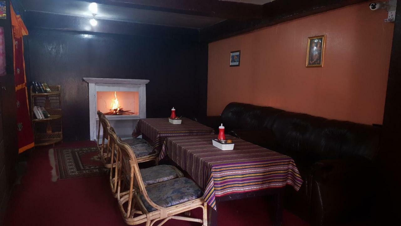 Lama Hotel - Cafe De Himalaya Lukla Exterior photo